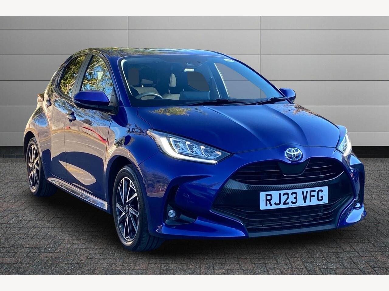 Main listing image - Toyota Yaris