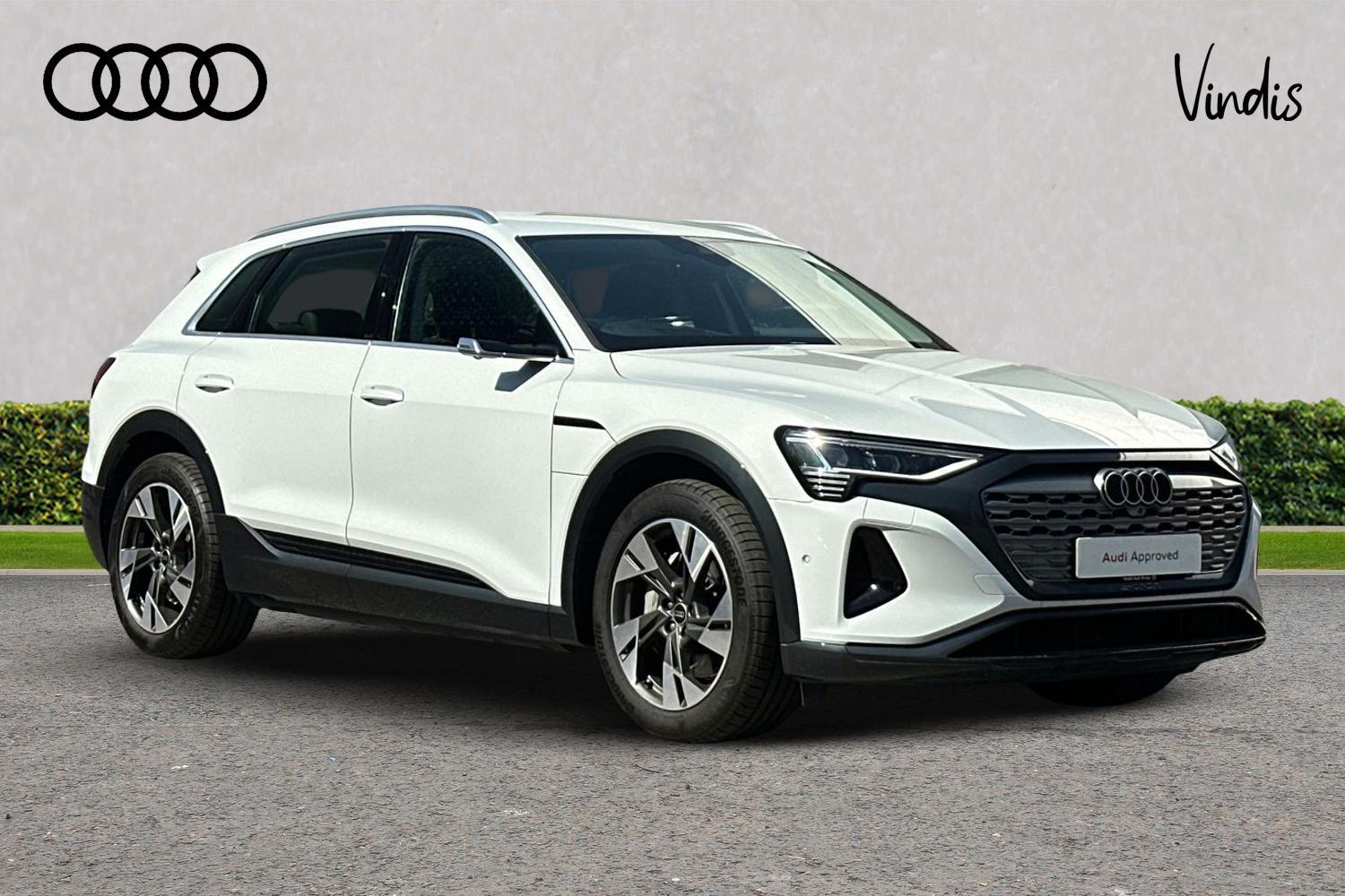 Main listing image - Audi Q8