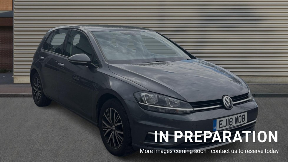 Main listing image - Volkswagen Golf