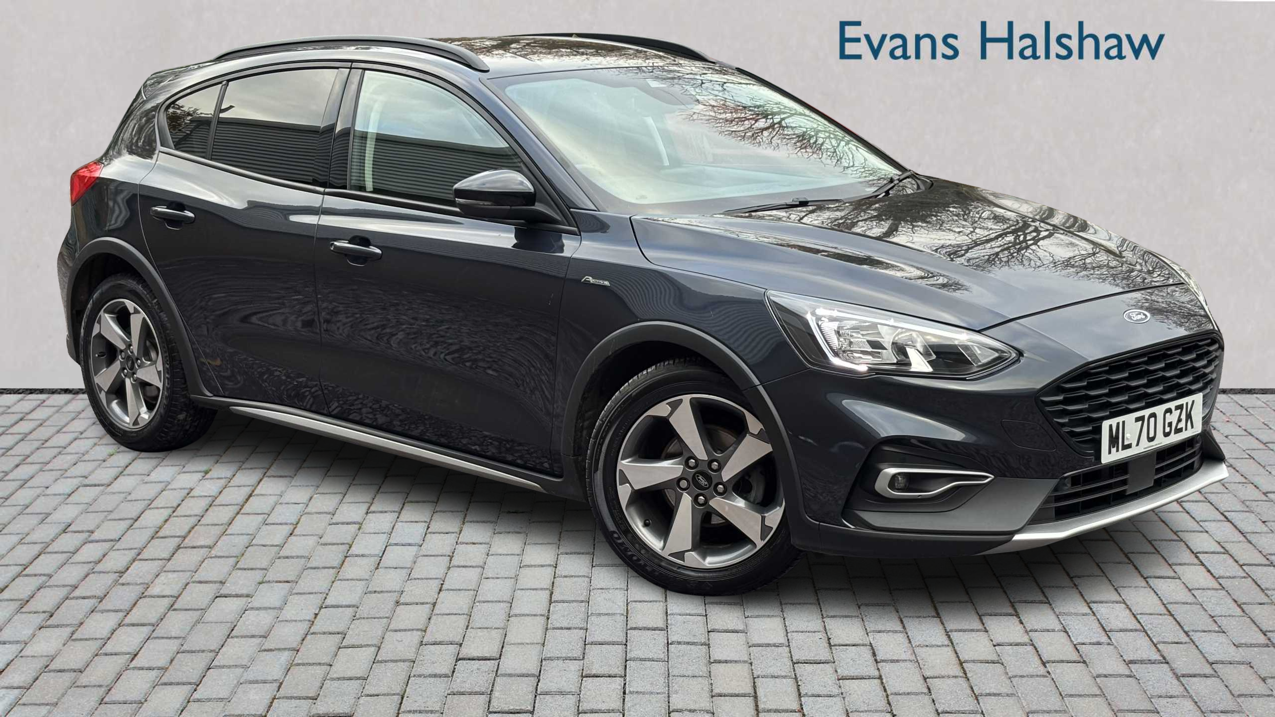 Main listing image - Ford Focus Active