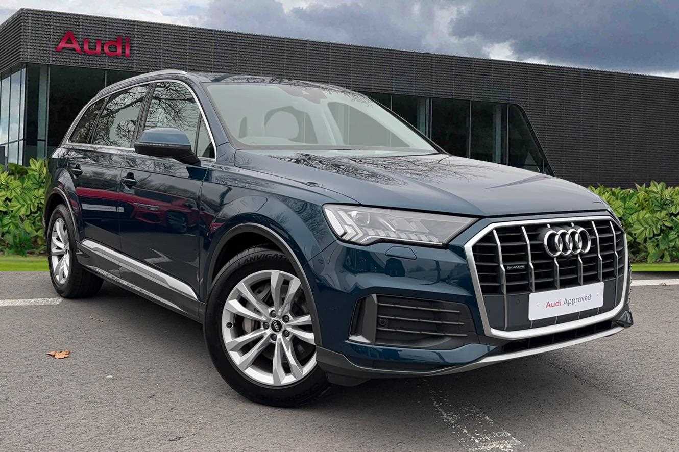 Main listing image - Audi Q7