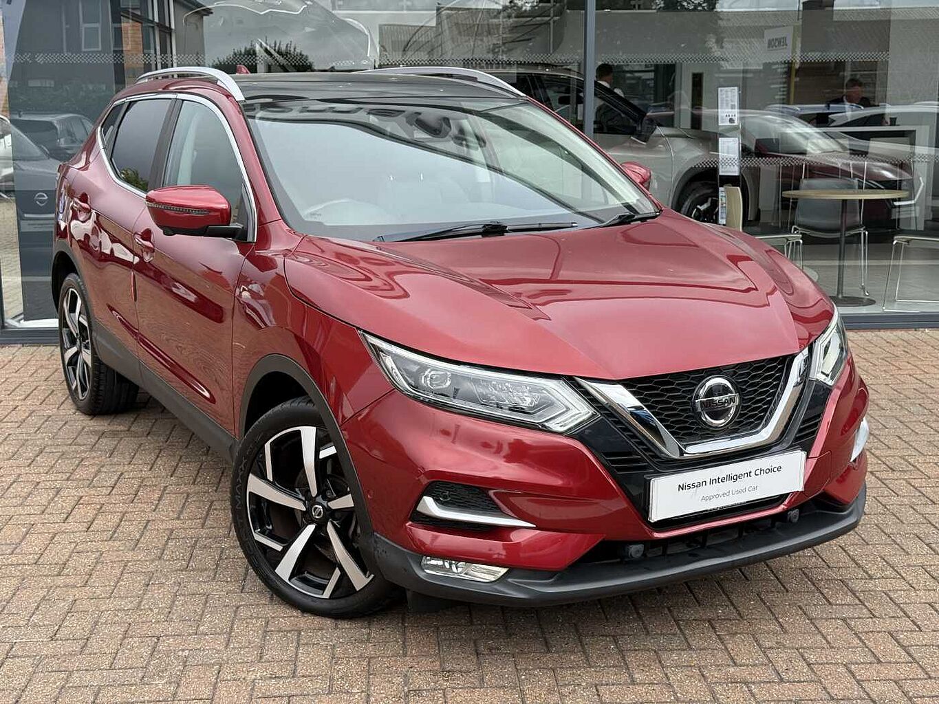Main listing image - Nissan Qashqai