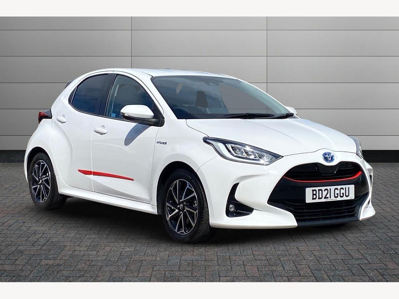 Main listing image - Toyota Yaris