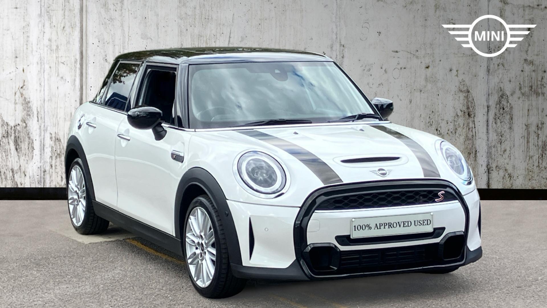 Main listing image - MINI Hatchback 5dr