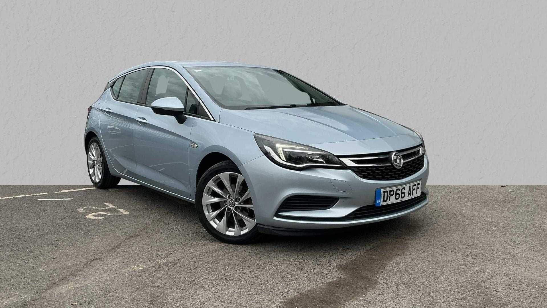 Main listing image - Vauxhall Astra