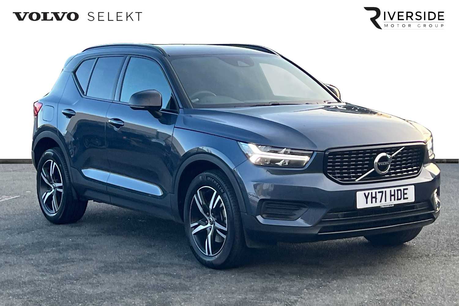 Main listing image - Volvo XC40