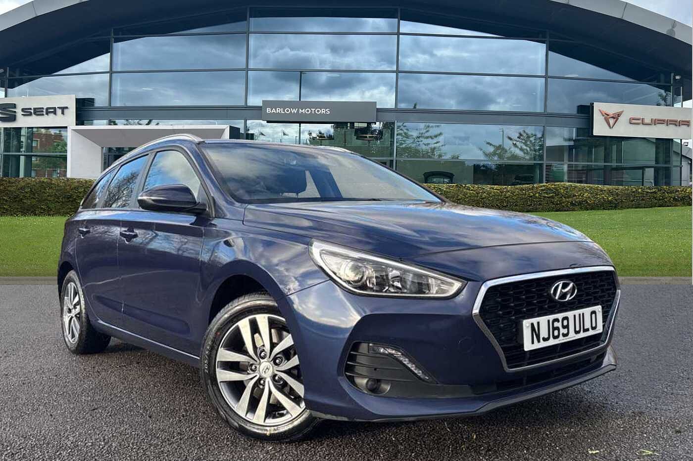 Main listing image - Hyundai i30 Tourer