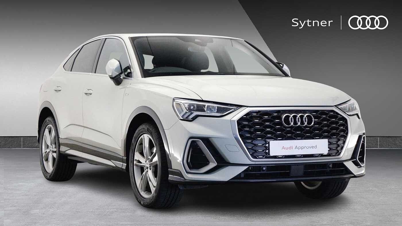 Main listing image - Audi Q3