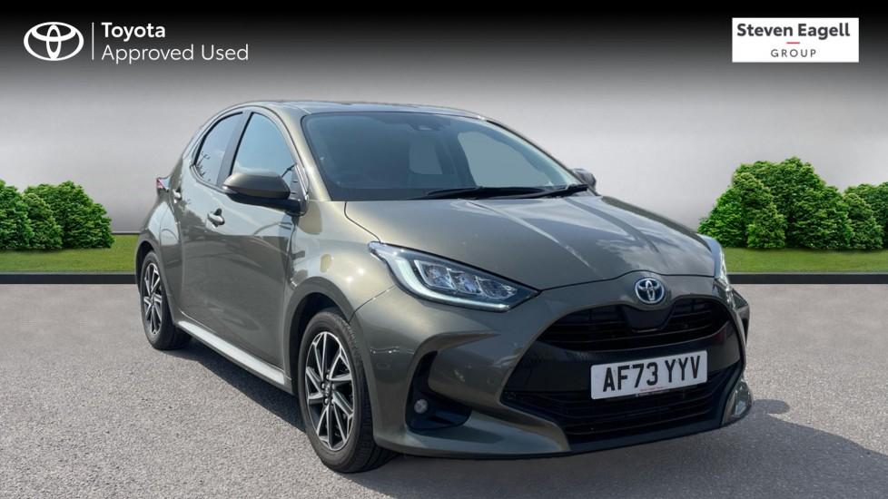 Main listing image - Toyota Yaris