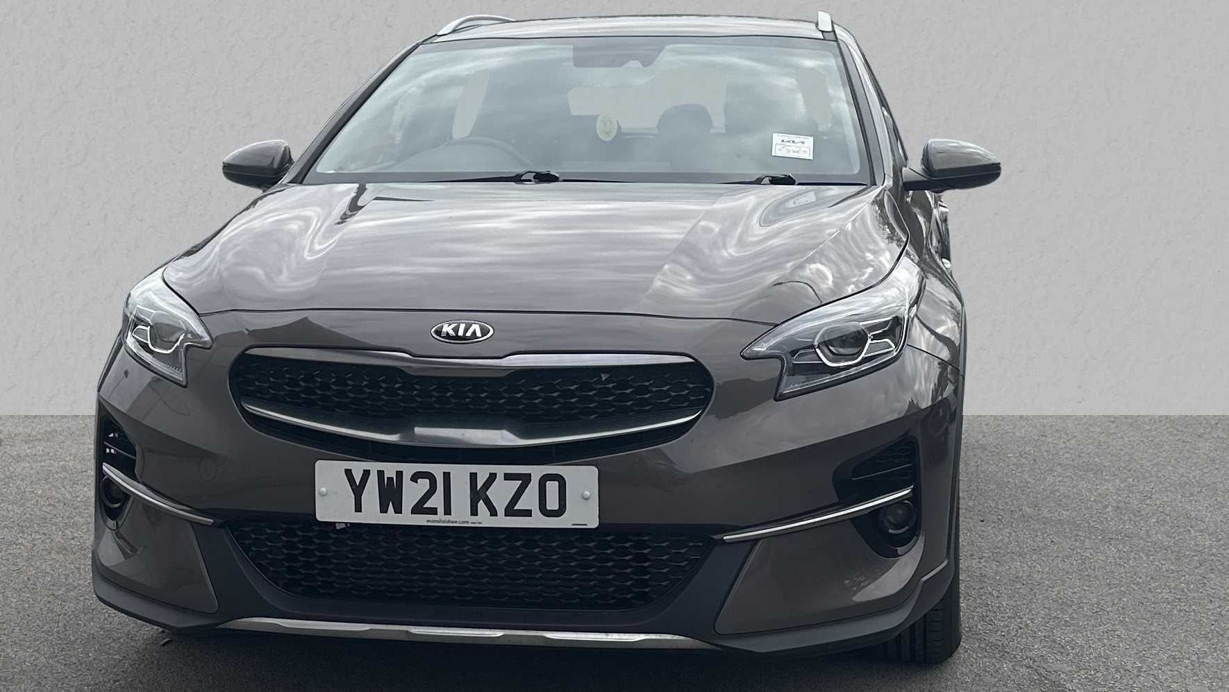 Main listing image - Kia XCeed