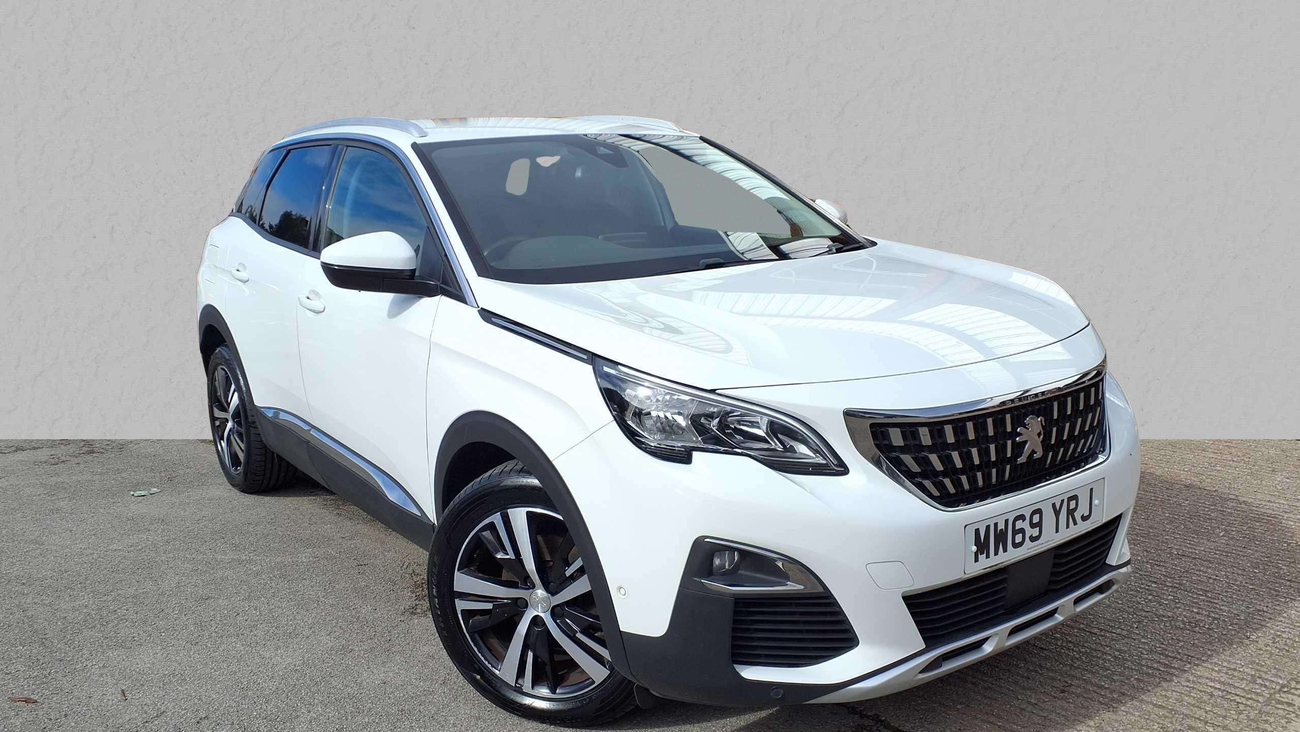Main listing image - Peugeot 3008