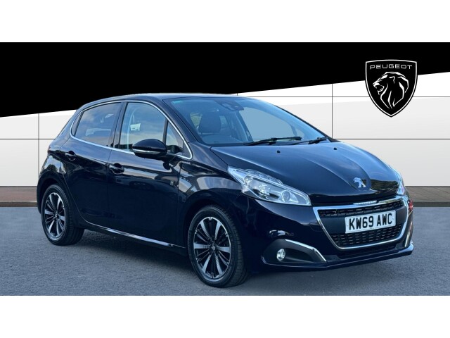 Main listing image - Peugeot 208