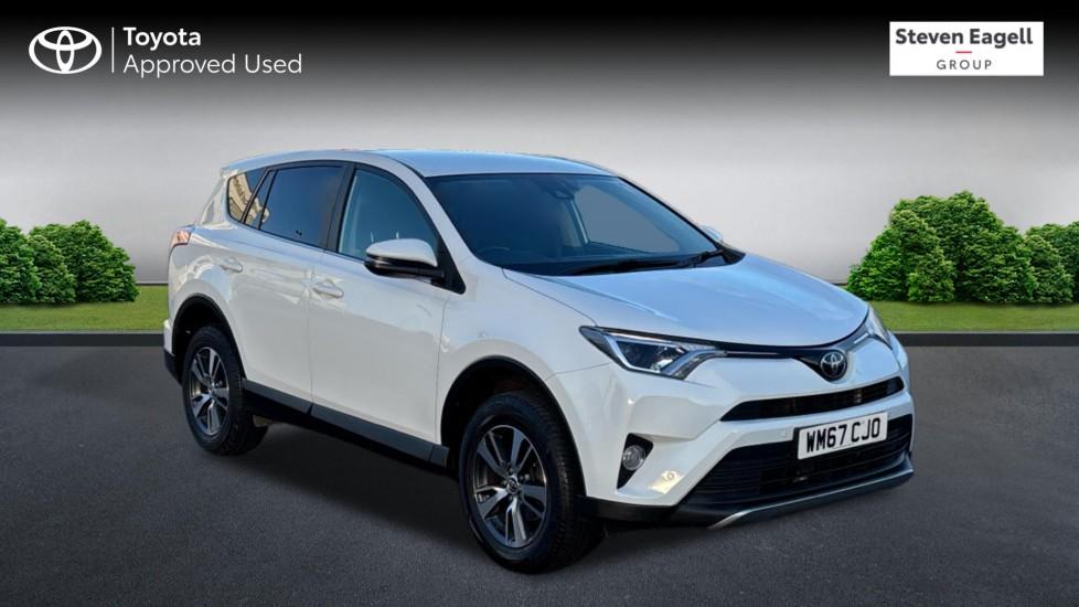 Main listing image - Toyota RAV4