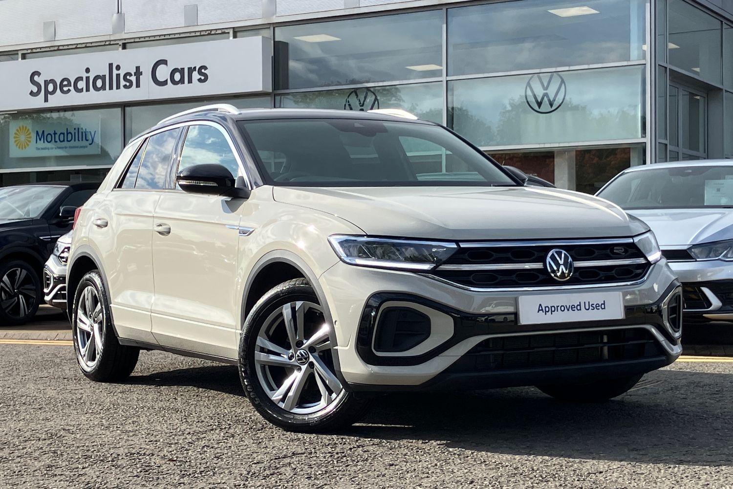 Main listing image - Volkswagen T-Roc