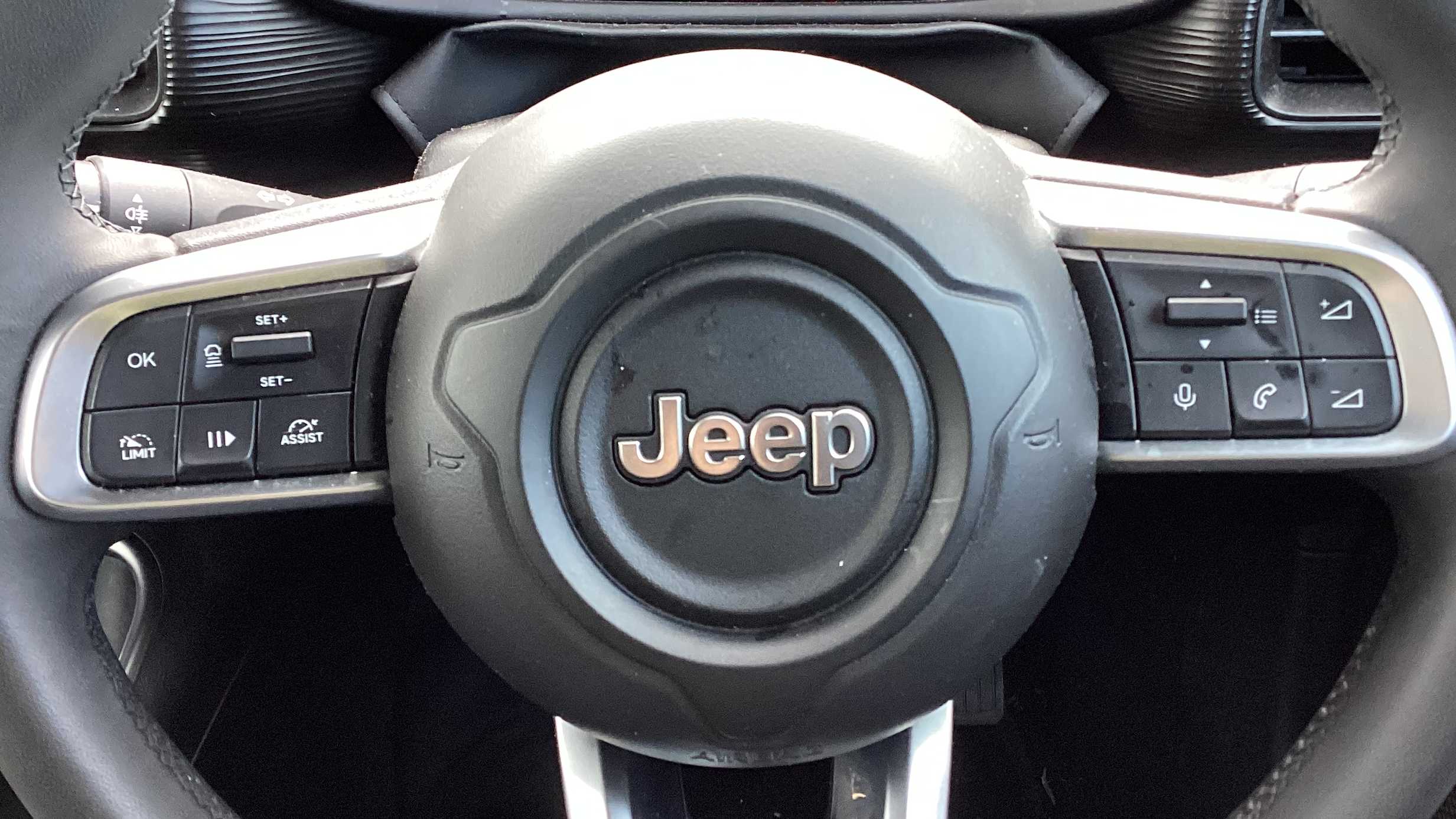 Main listing image - Jeep Avenger