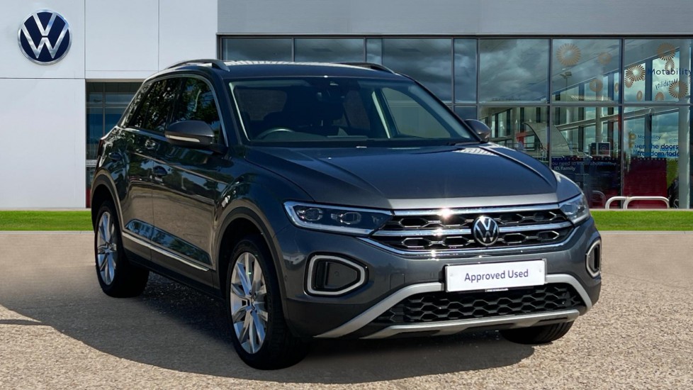 Main listing image - Volkswagen T-Roc