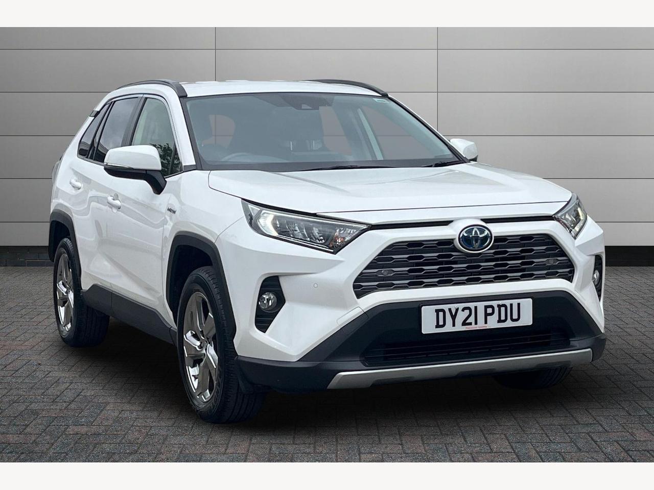 Main listing image - Toyota RAV4