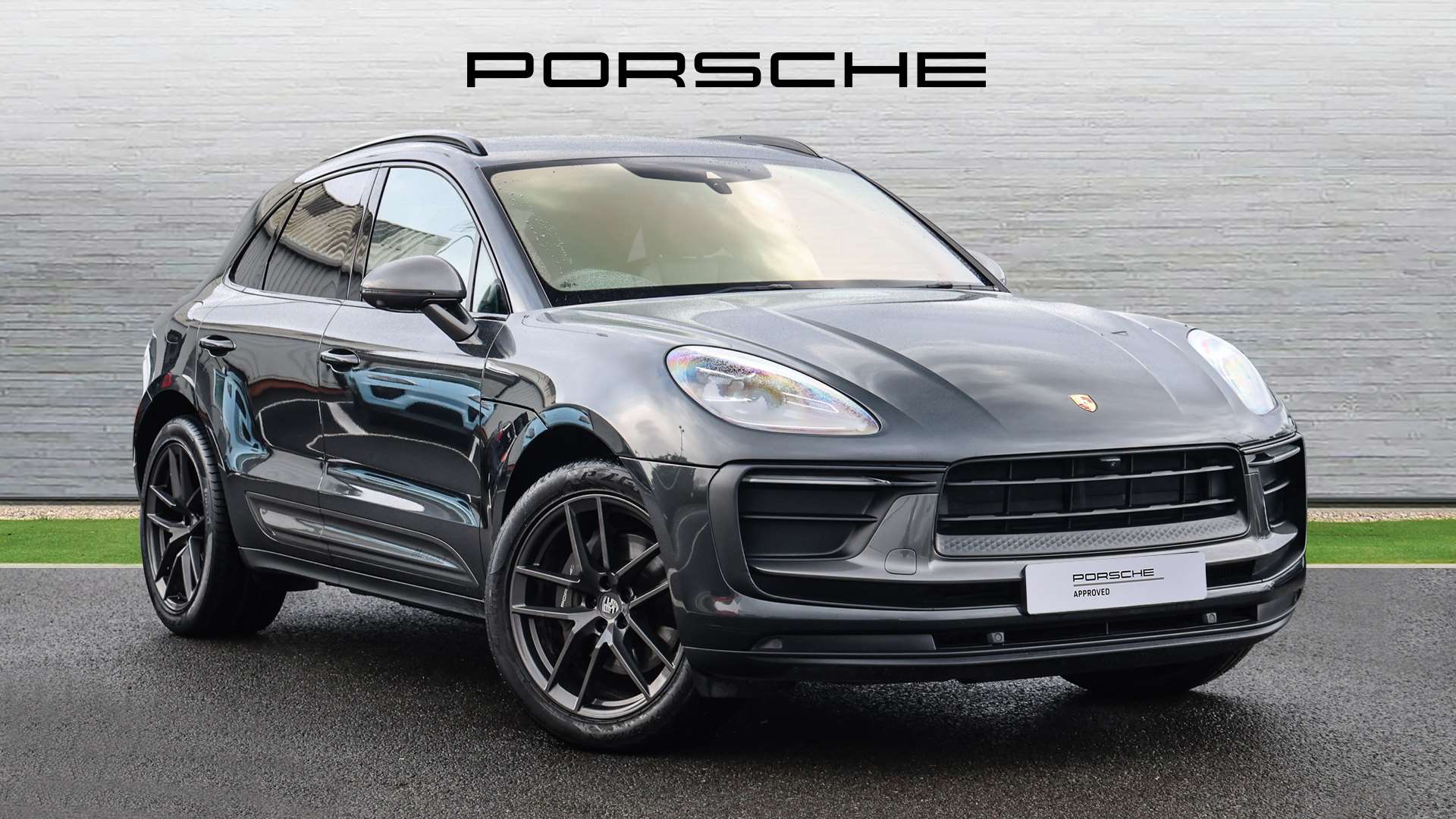 Main listing image - Porsche Macan