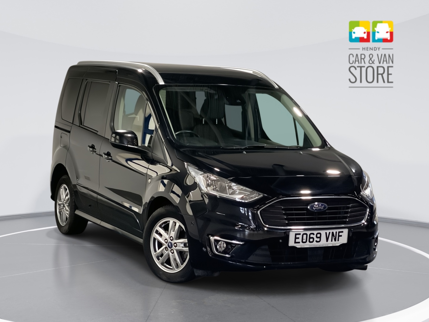 Main listing image - Ford Tourneo Connect