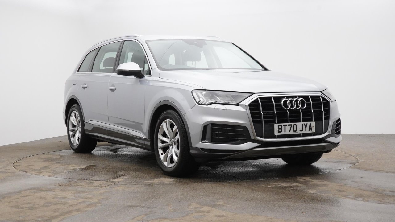 Main listing image - Audi Q7