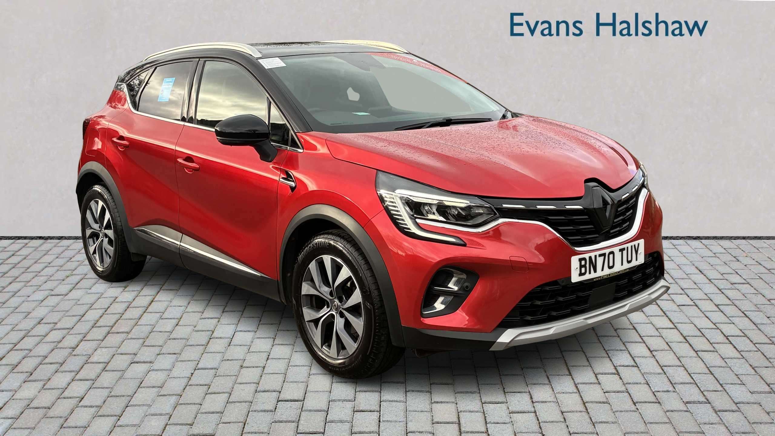 Main listing image - Renault Captur