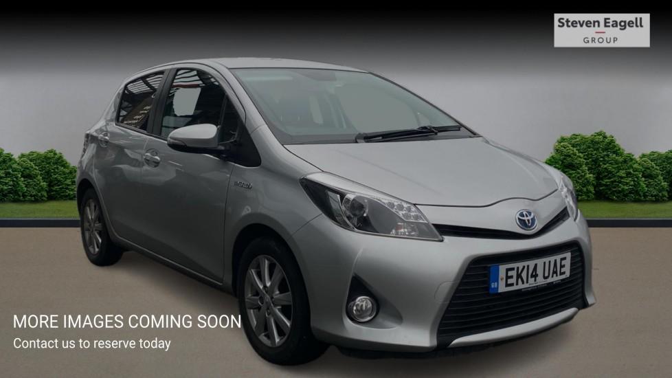 Main listing image - Toyota Yaris