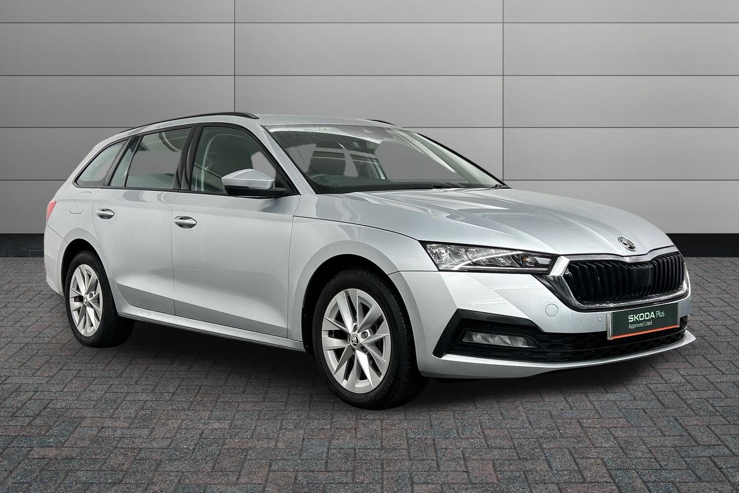 Main listing image - Skoda Octavia Estate