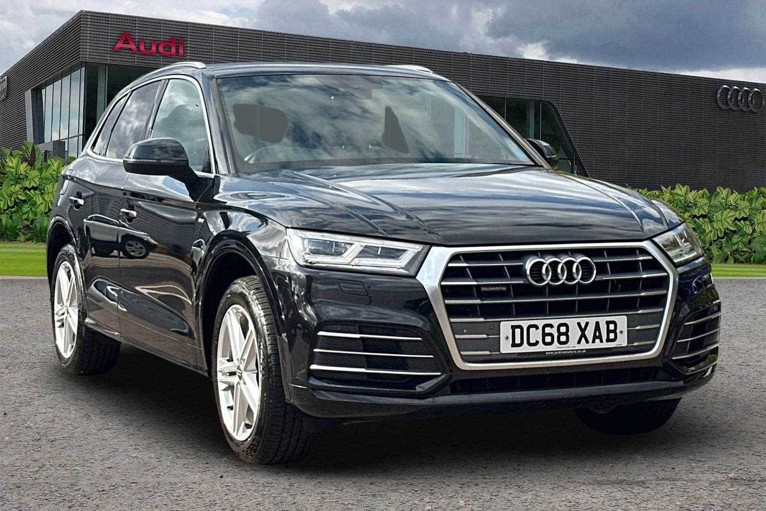 Main listing image - Audi Q5