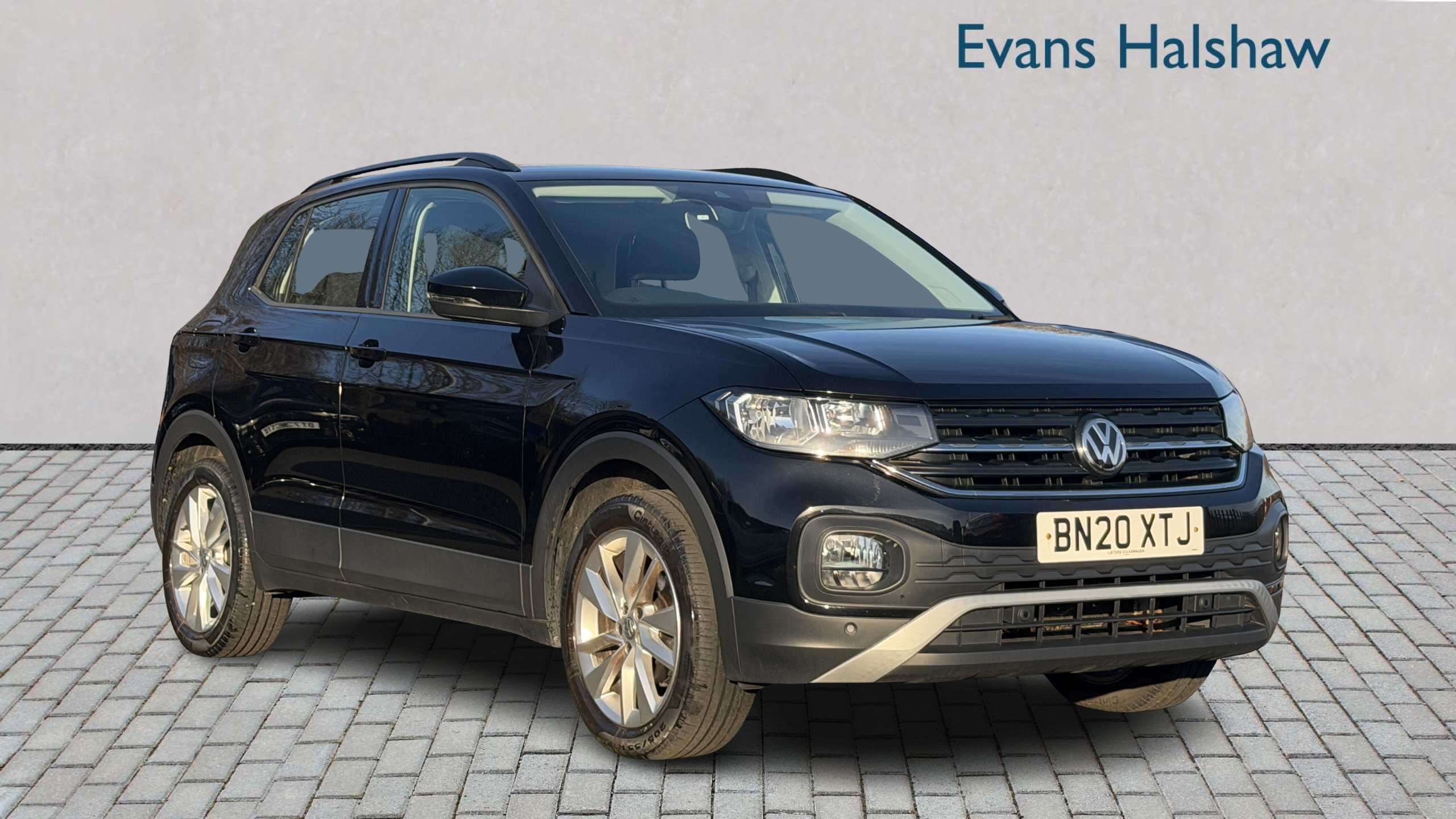 Main listing image - Volkswagen T-Cross