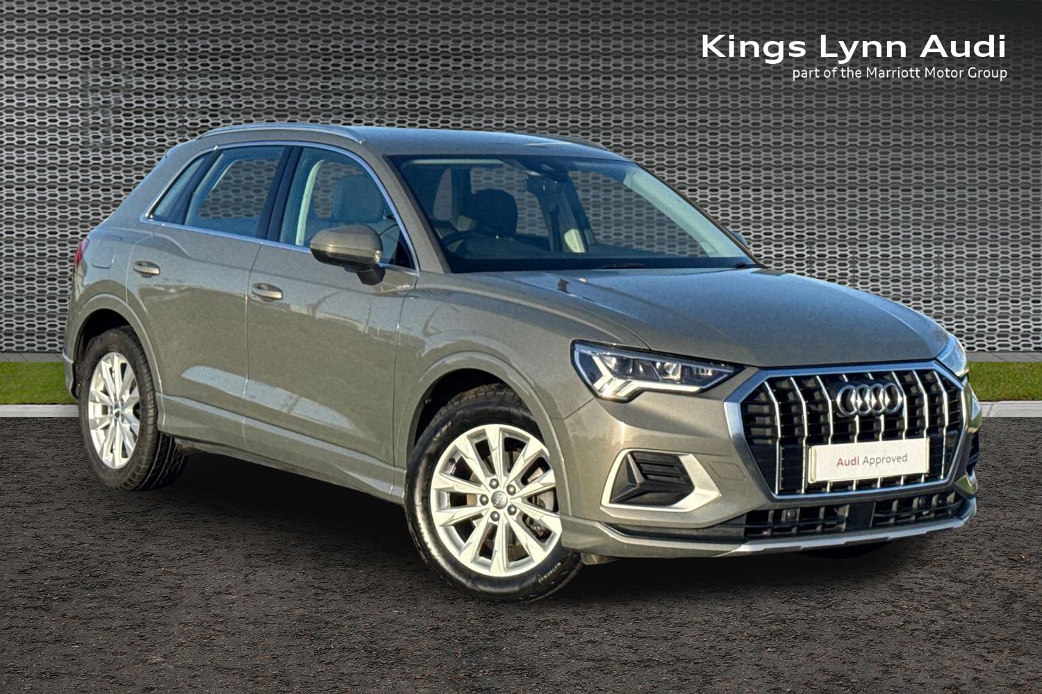 Main listing image - Audi Q3