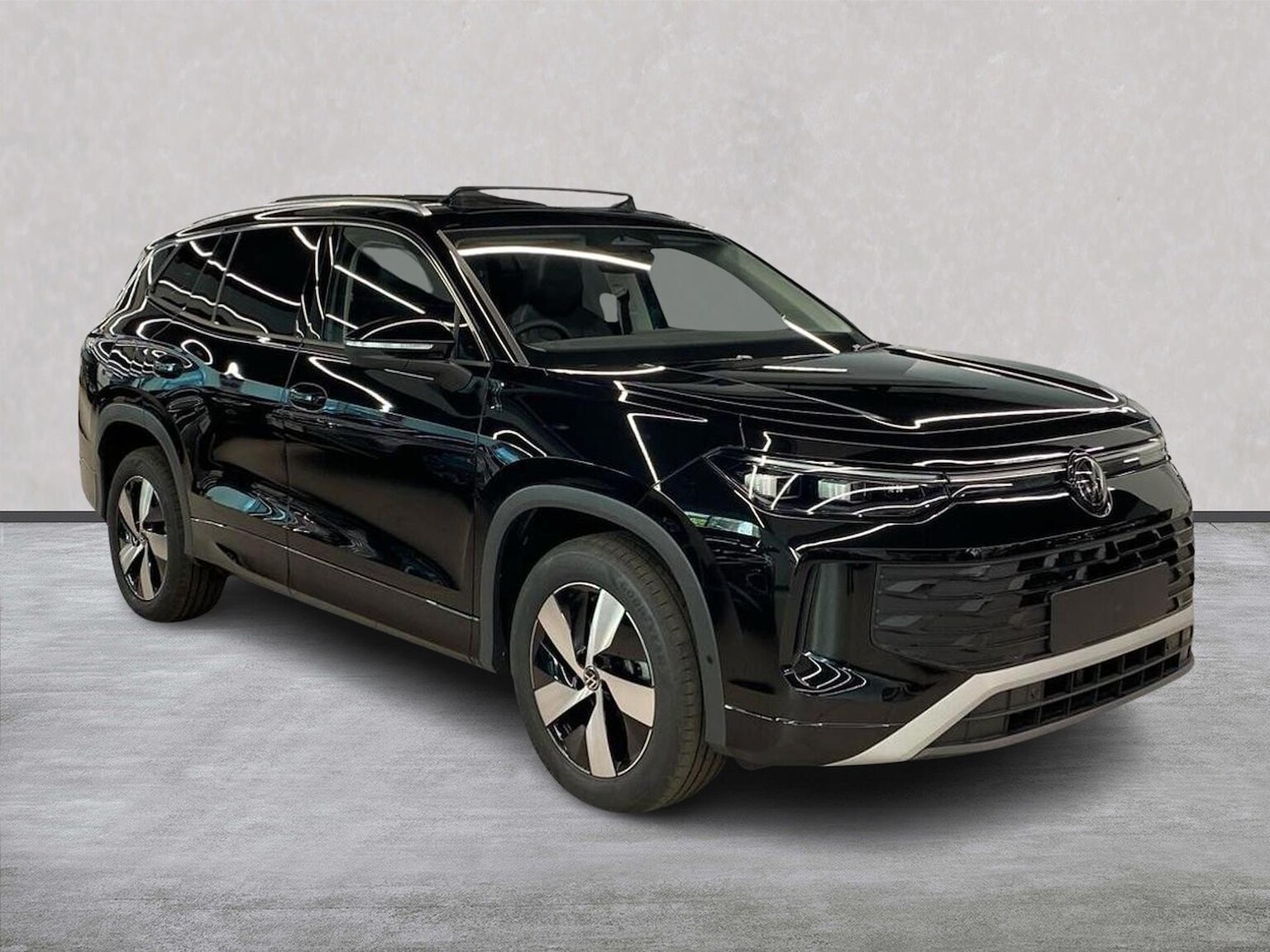 Main listing image - Volkswagen Tayron