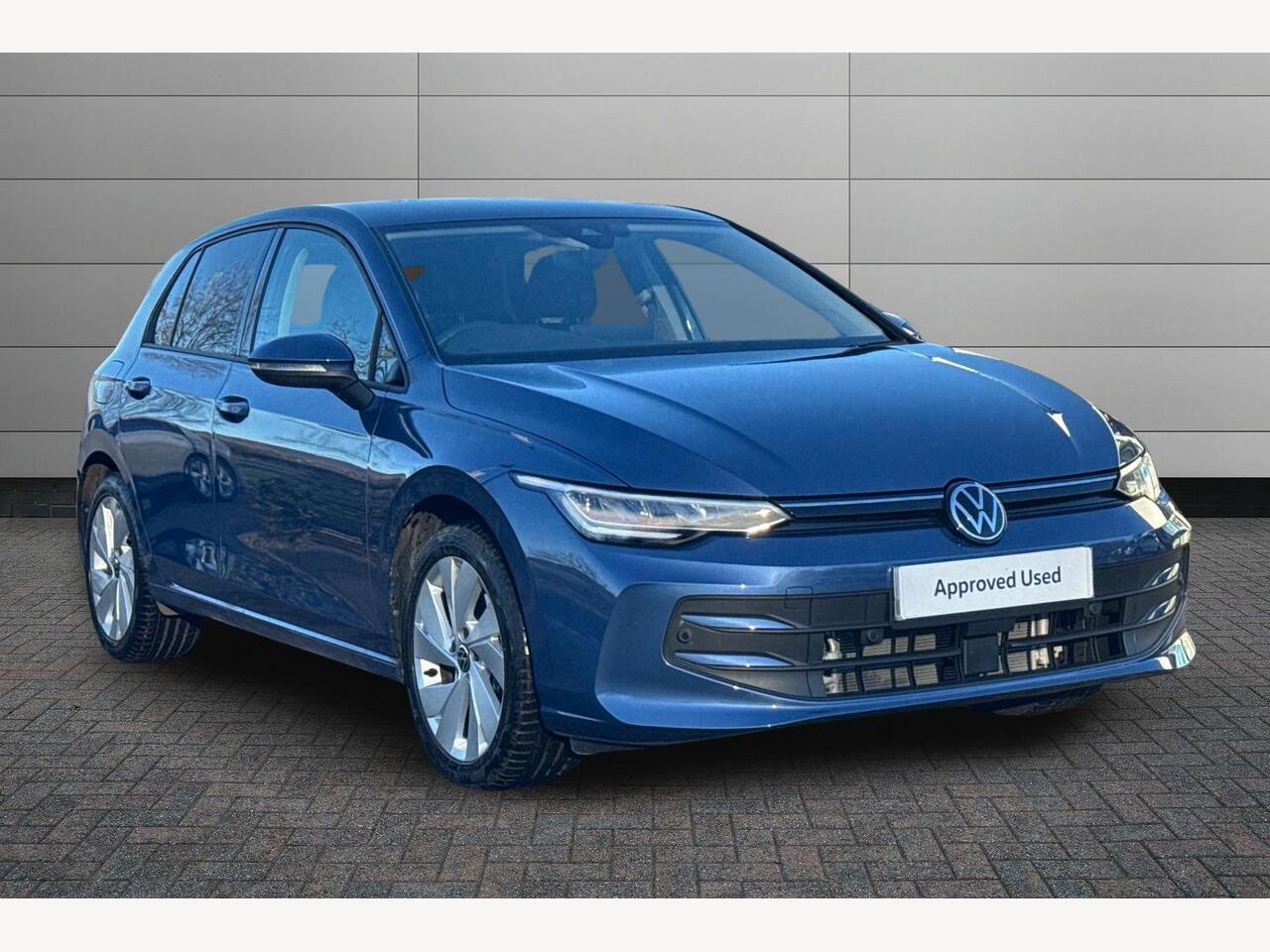 Main listing image - Volkswagen Golf