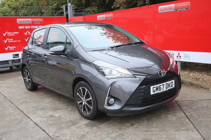 Main listing image - Toyota Yaris