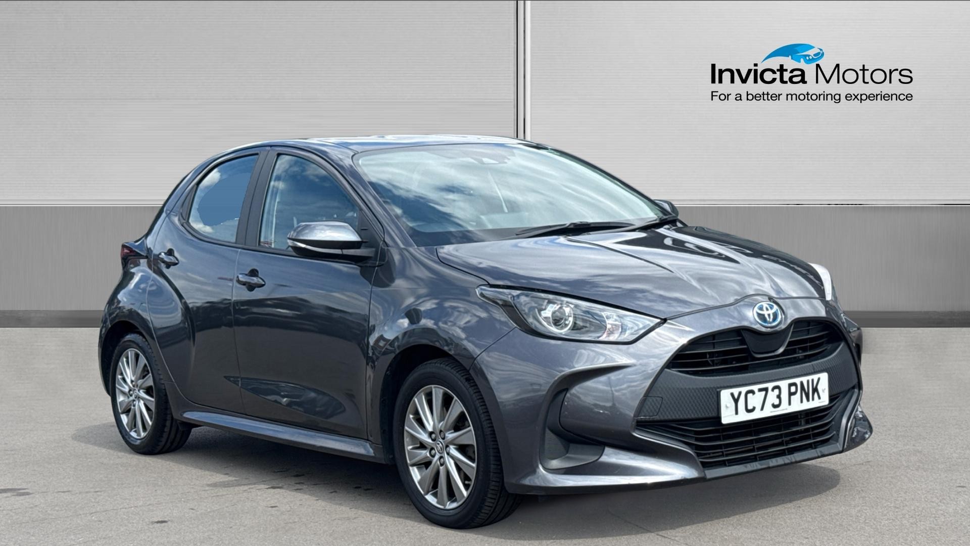 Main listing image - Toyota Yaris