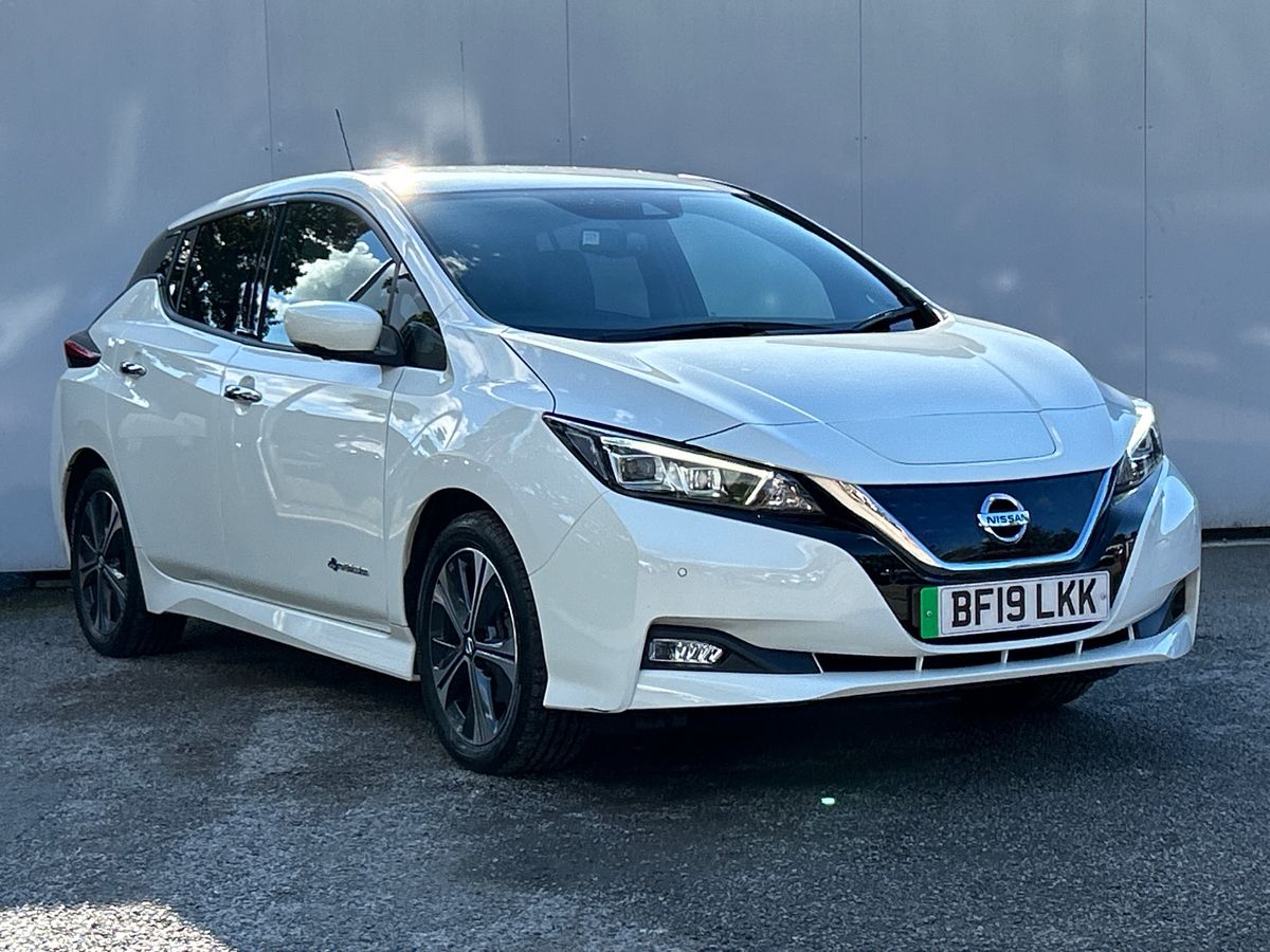 Main listing image - Nissan Leaf