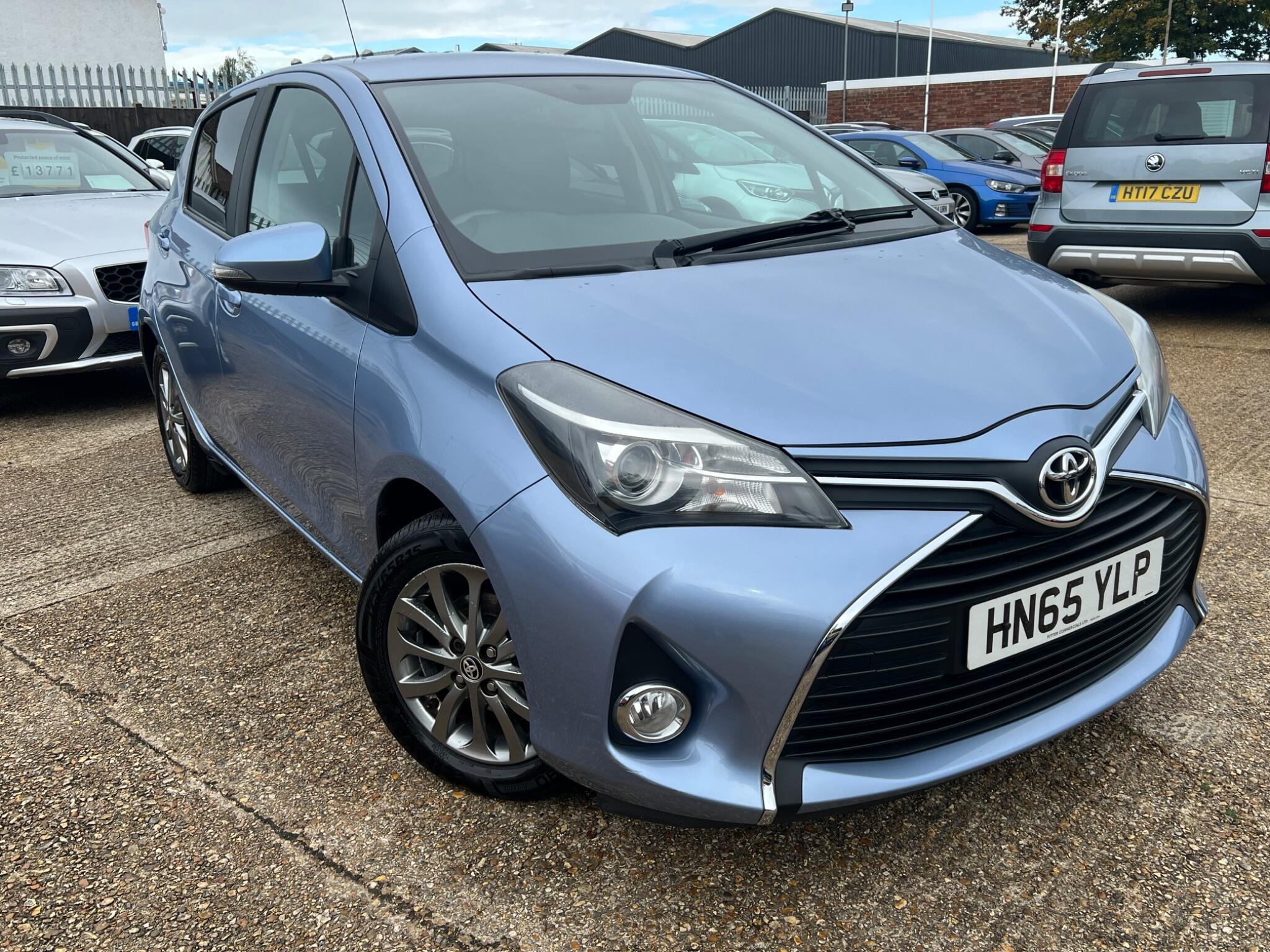 Main listing image - Toyota Yaris