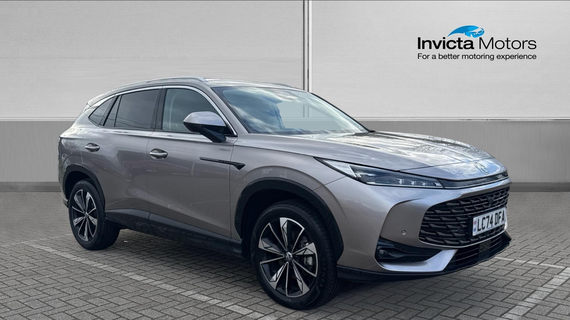 Main listing image - MG HS