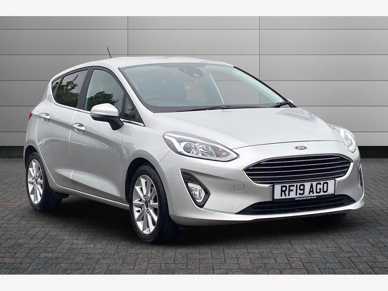 Main listing image - Ford Fiesta
