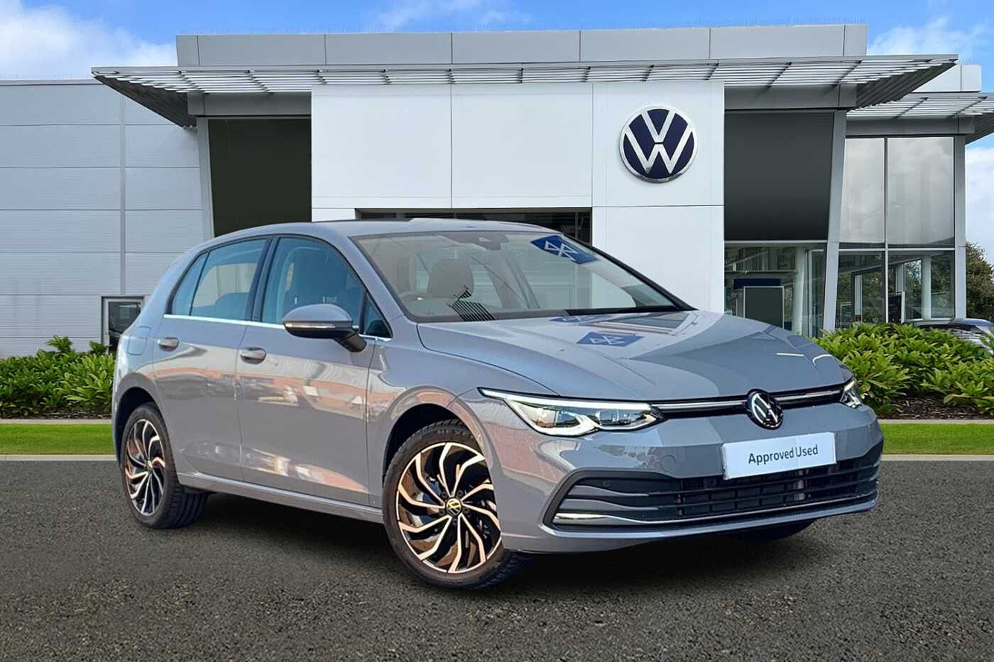 Main listing image - Volkswagen Golf