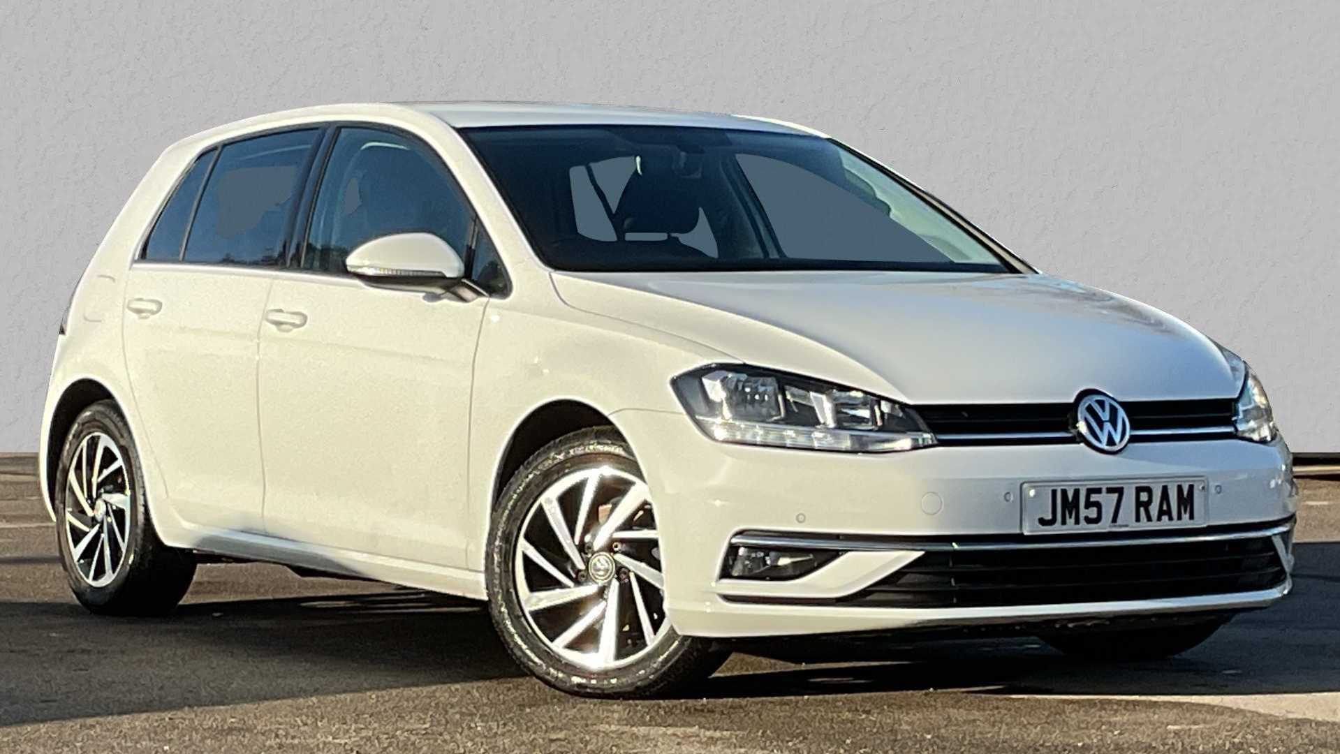 Main listing image - Volkswagen Golf