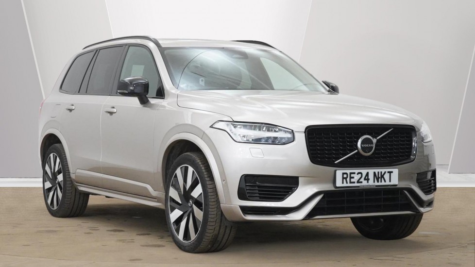 Main listing image - Volvo XC90