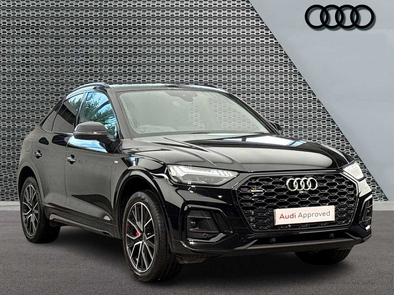 Main listing image - Audi Q5