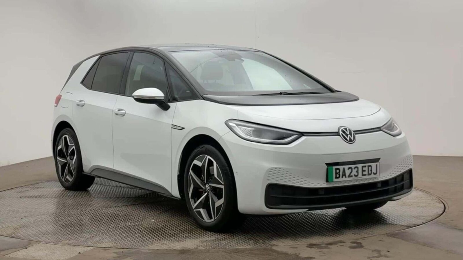 Main listing image - Volkswagen ID.3