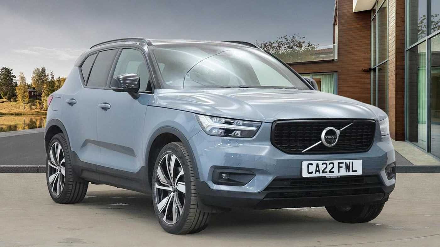 Main listing image - Volvo XC40 Recharge