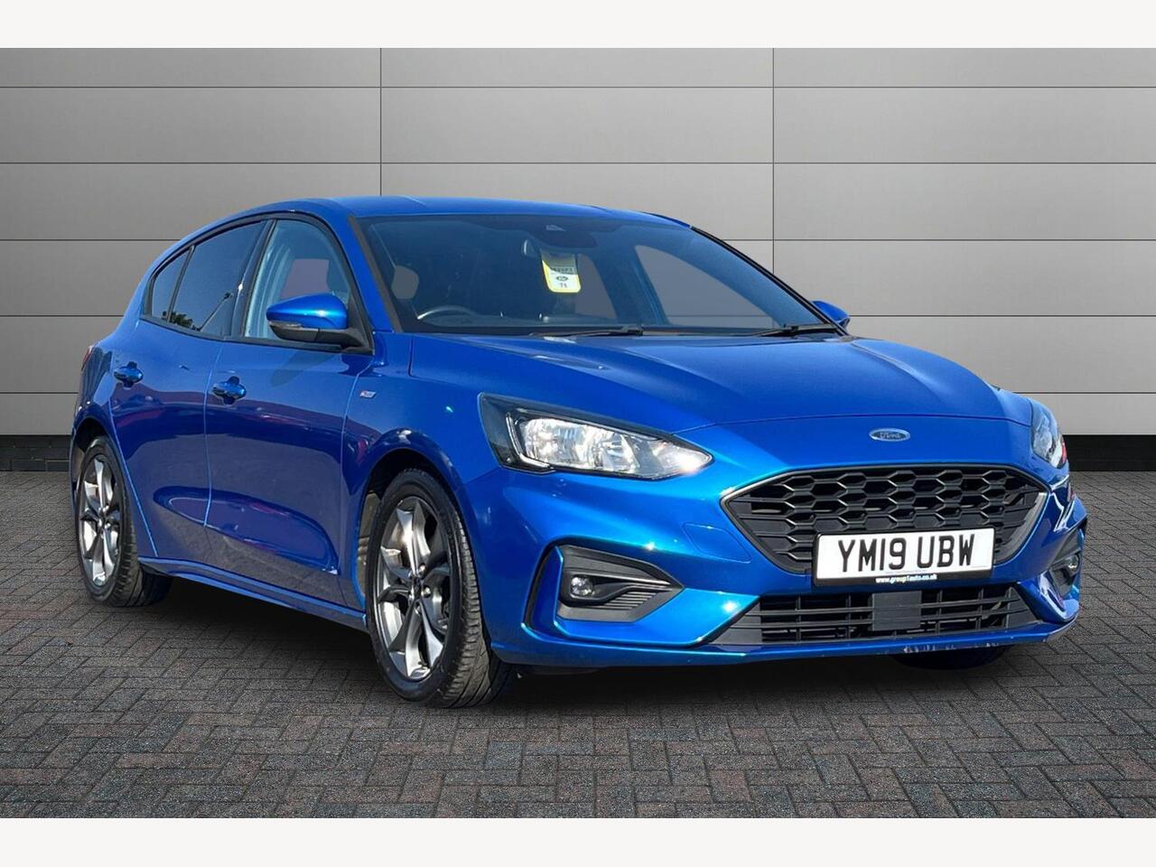 Main listing image - Ford Focus