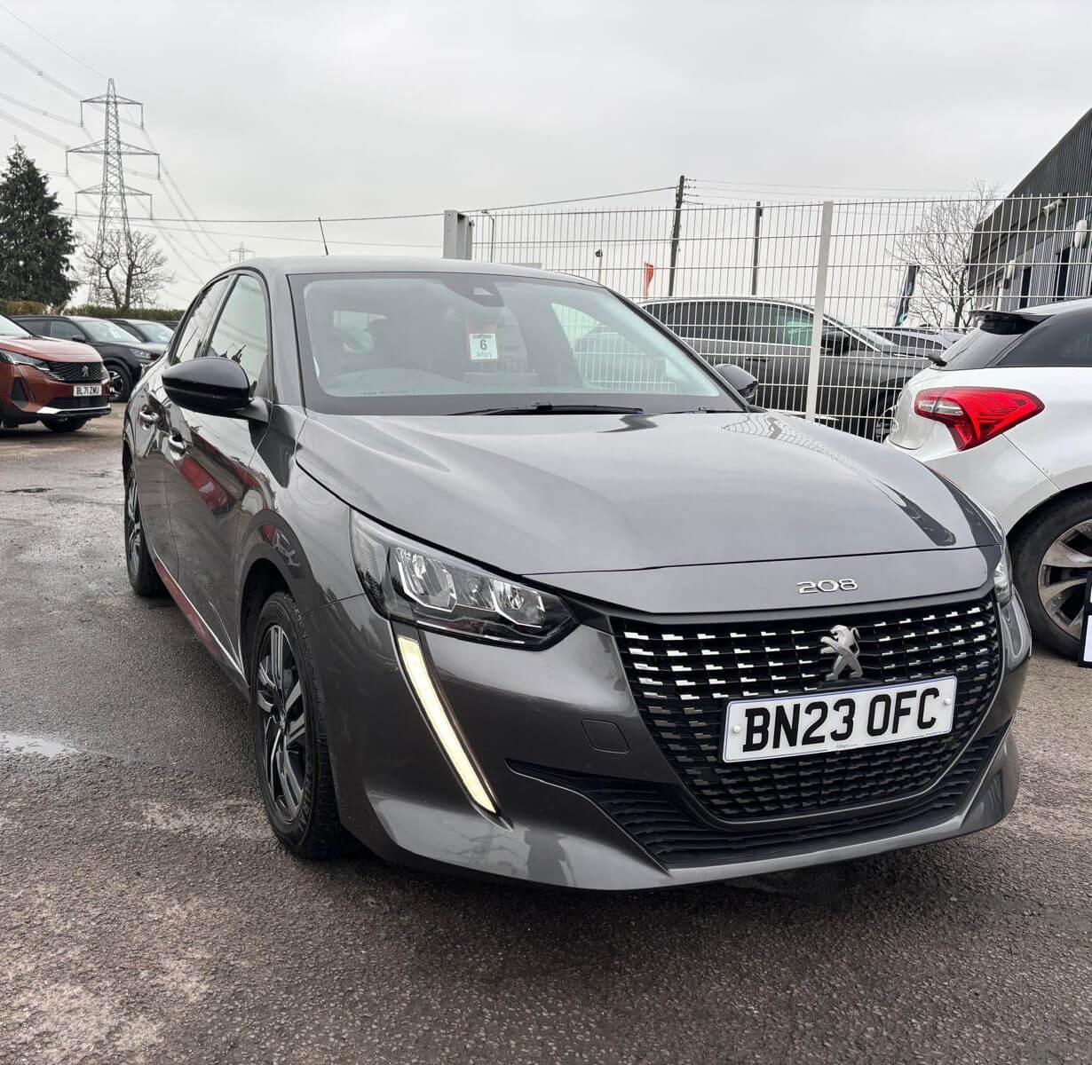 Main listing image - Peugeot 208