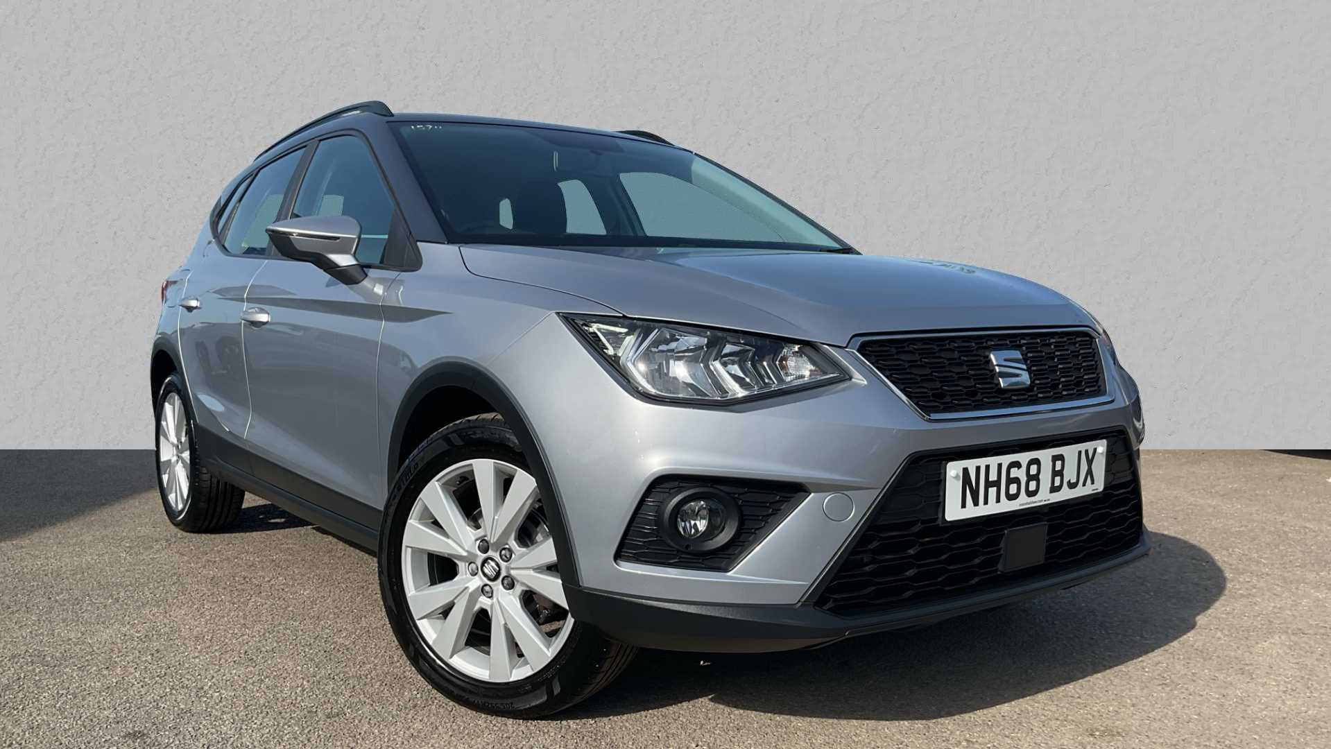 Main listing image - SEAT Arona