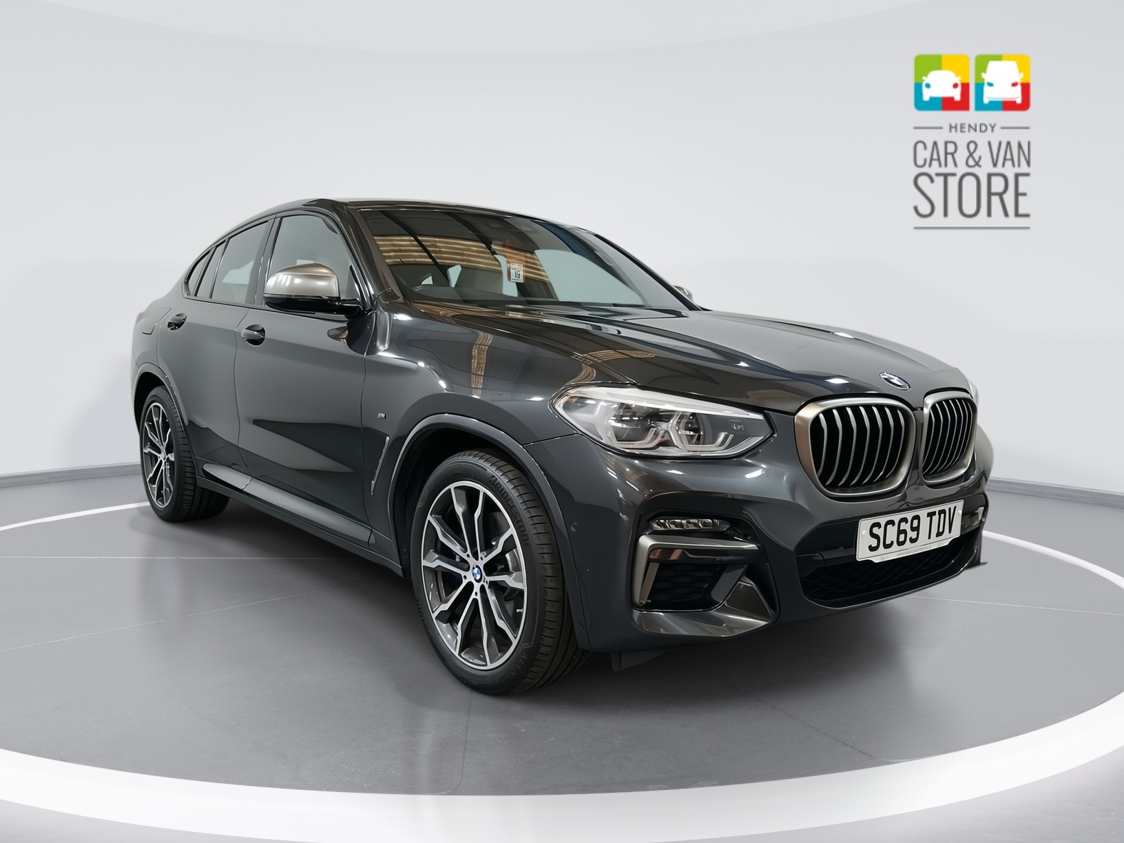 Main listing image - BMW X4