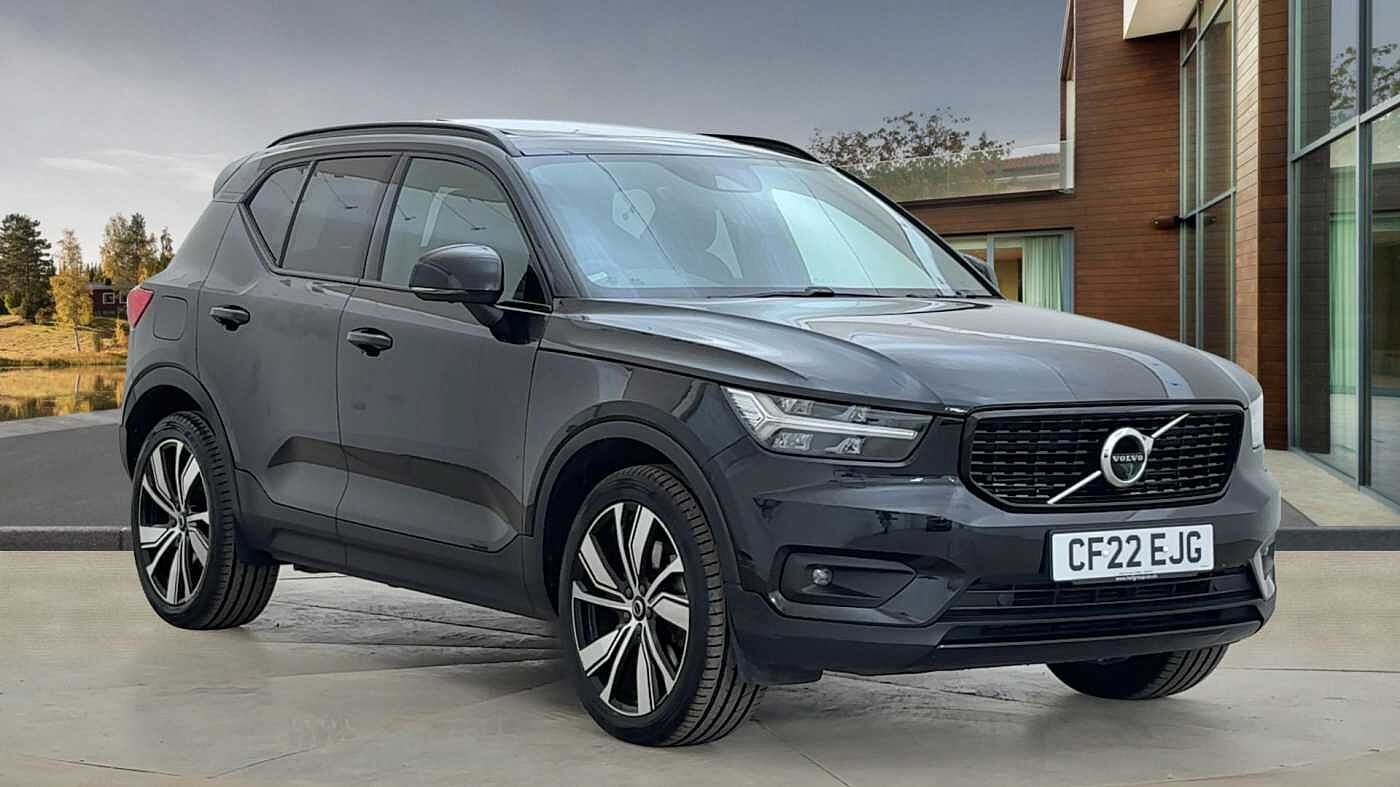 Main listing image - Volvo XC40 Recharge