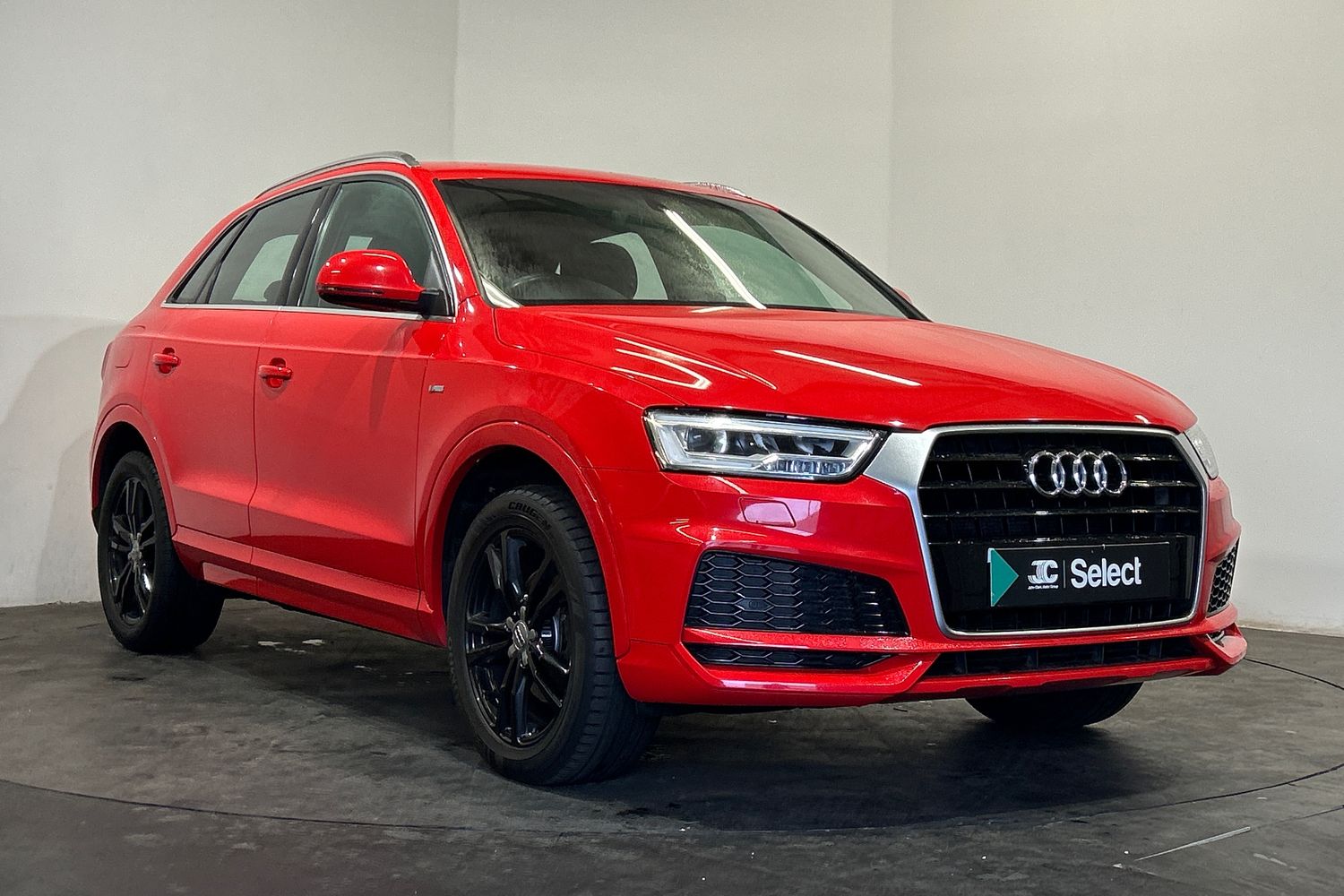 Main listing image - Audi Q3